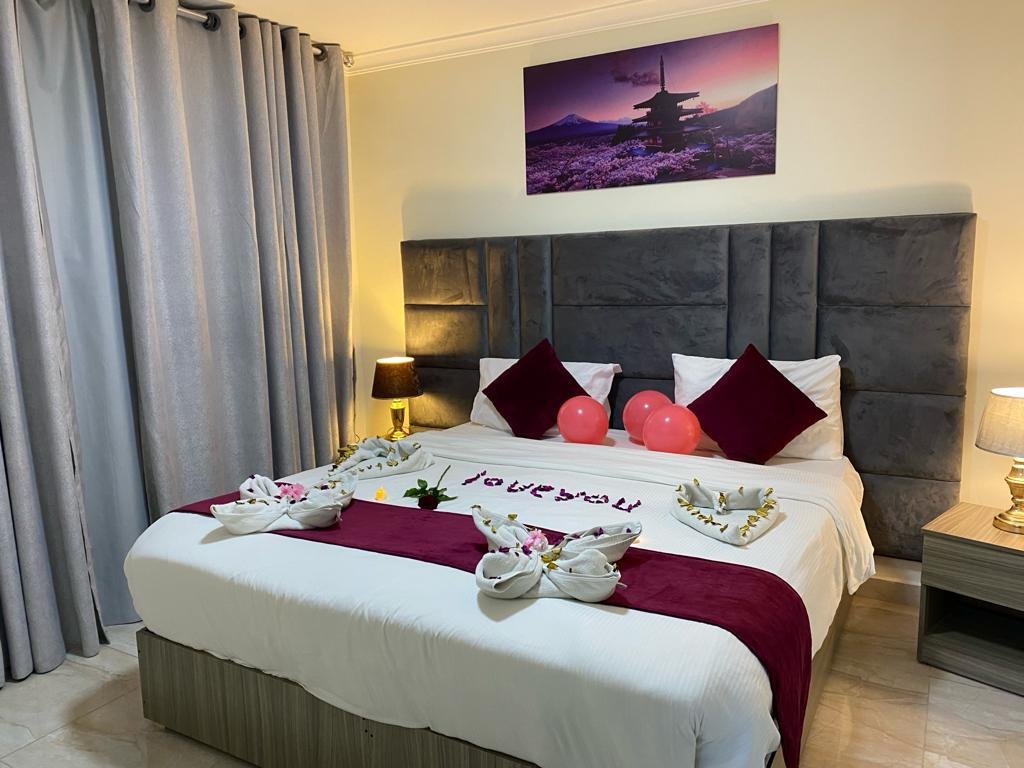 Golden Hotel